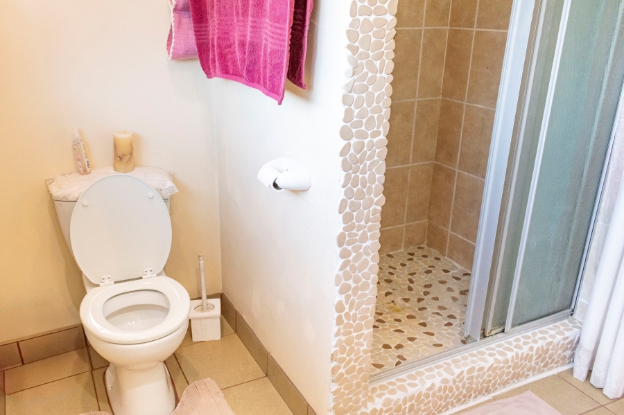 4 Bedroom Property for Sale in Theescombe Eastern Cape